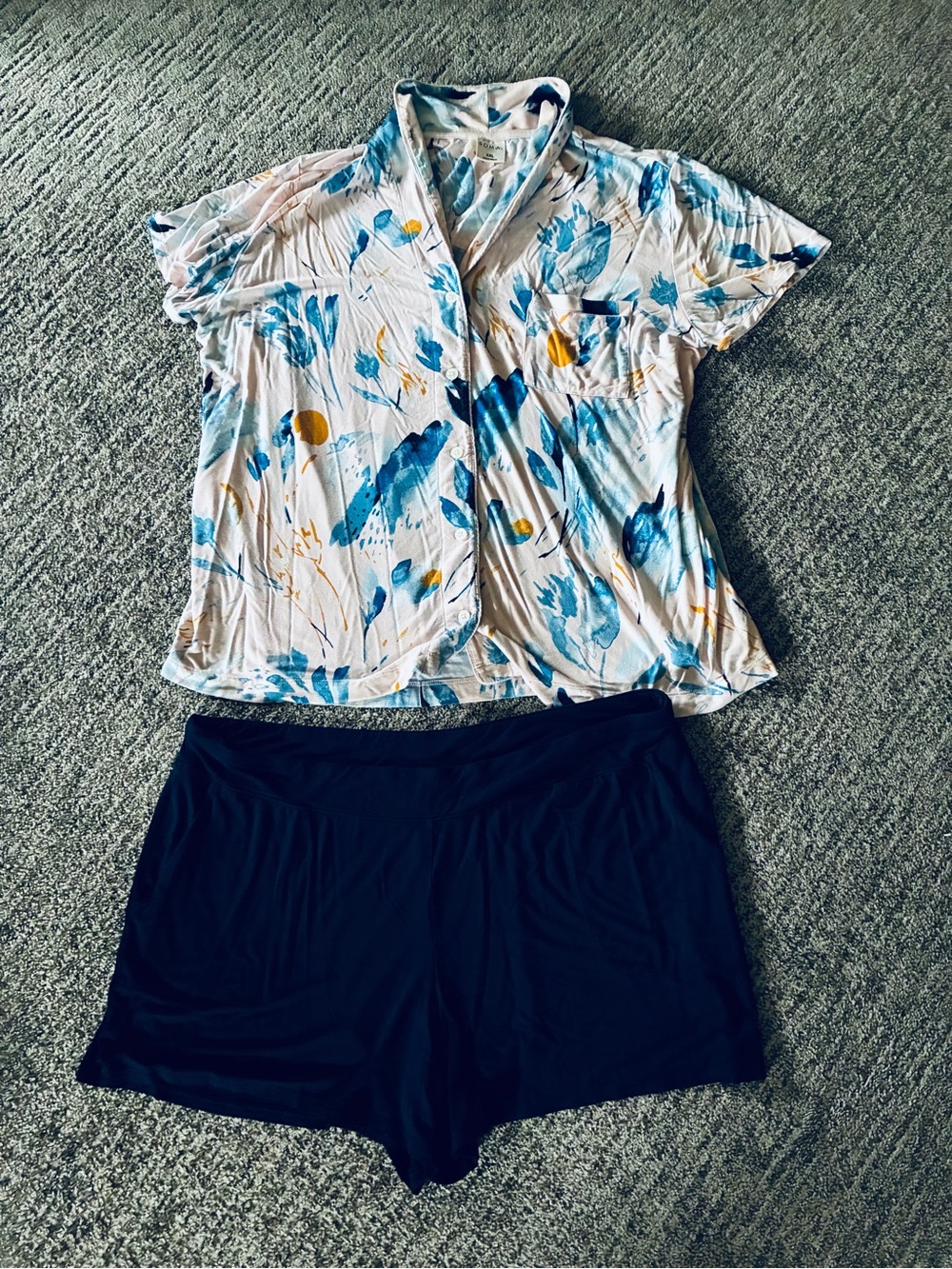 Soma Blue & Yellow Floral Short-Sleeve xxl Pajama Top with Blue xl Sleep Shorts